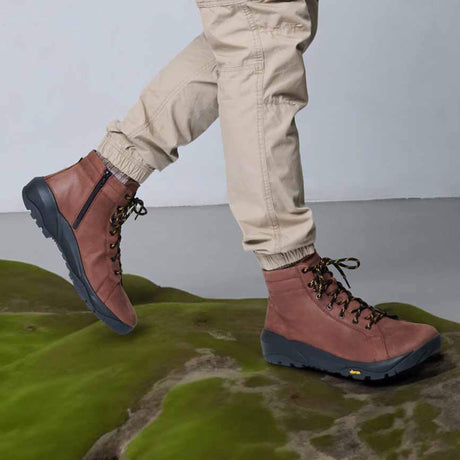 BAER OMN6 gallery 1060289_unisex-wanderstiefel-feldberg-in-braun_I.jpg