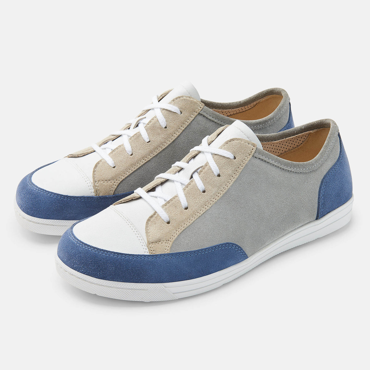 BAER OMN6 main 2799484_damen-sneaker-emma-2-0-in-blau-weiss_p.jpg